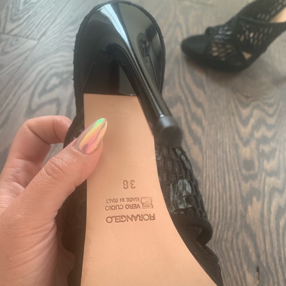 Sexy high heels - Picture 3 of 3